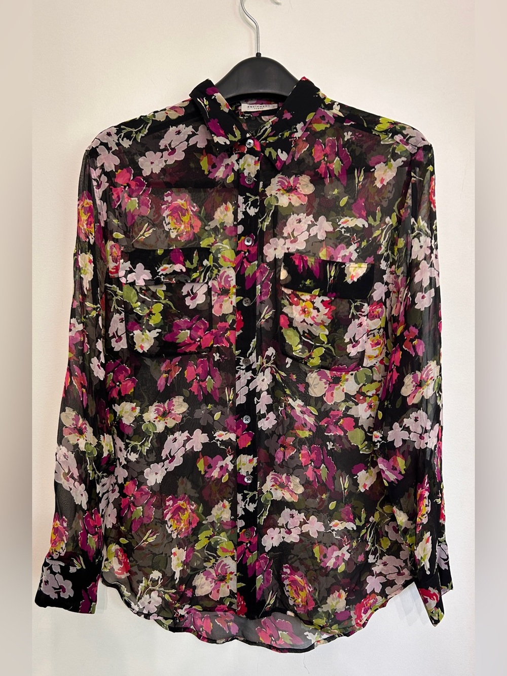 EQUIPMENT FEMME 100% SILK BUTTON UP COLLARED BLOUSE